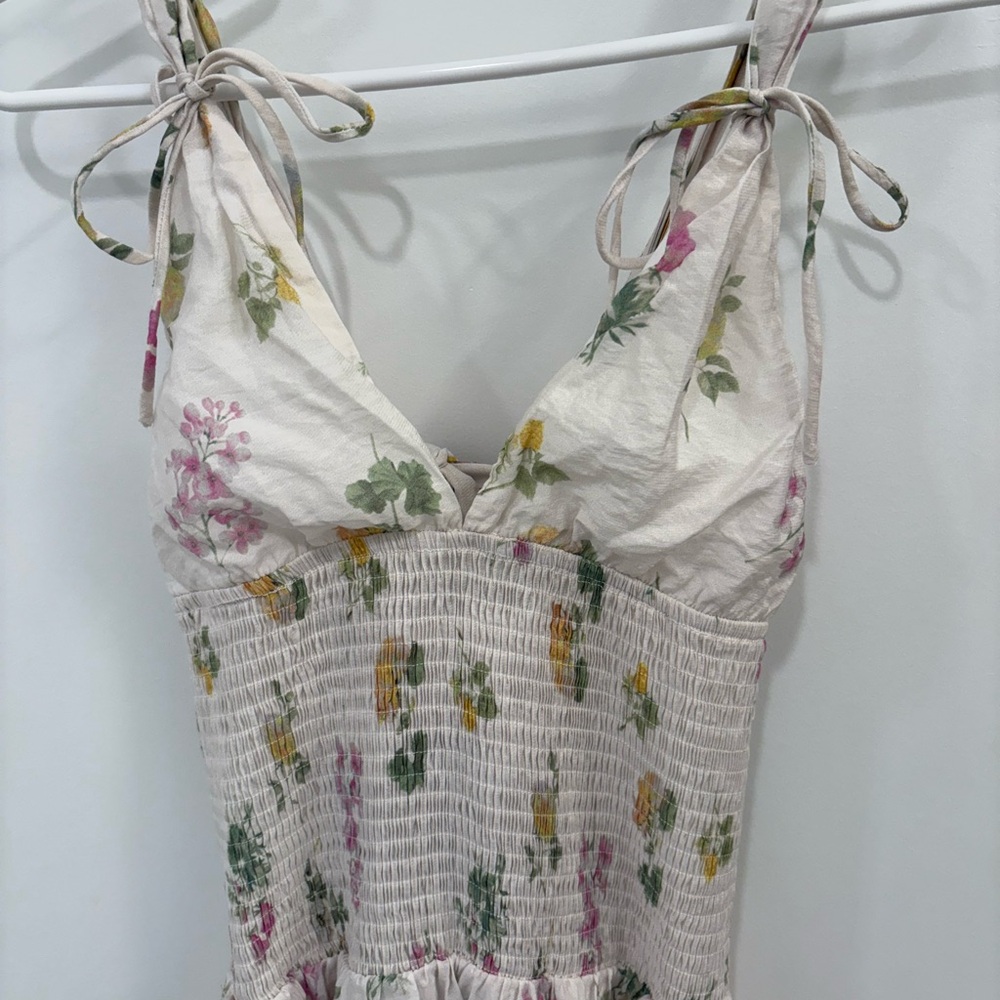 Petal and Pup Reverie Smocked Maxi Dress in Purple Ditzy Floral Size Medium - Picture 4 of 12